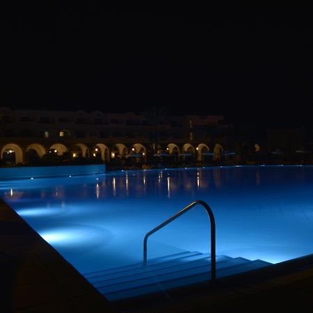 Club Palm Azur Families And Couples Hotel Aghīr Buitenkant foto