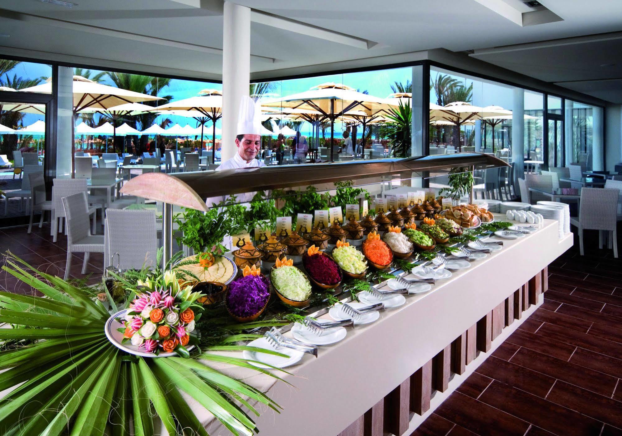 Club Palm Azur Families And Couples Hotel Aghīr Buitenkant foto